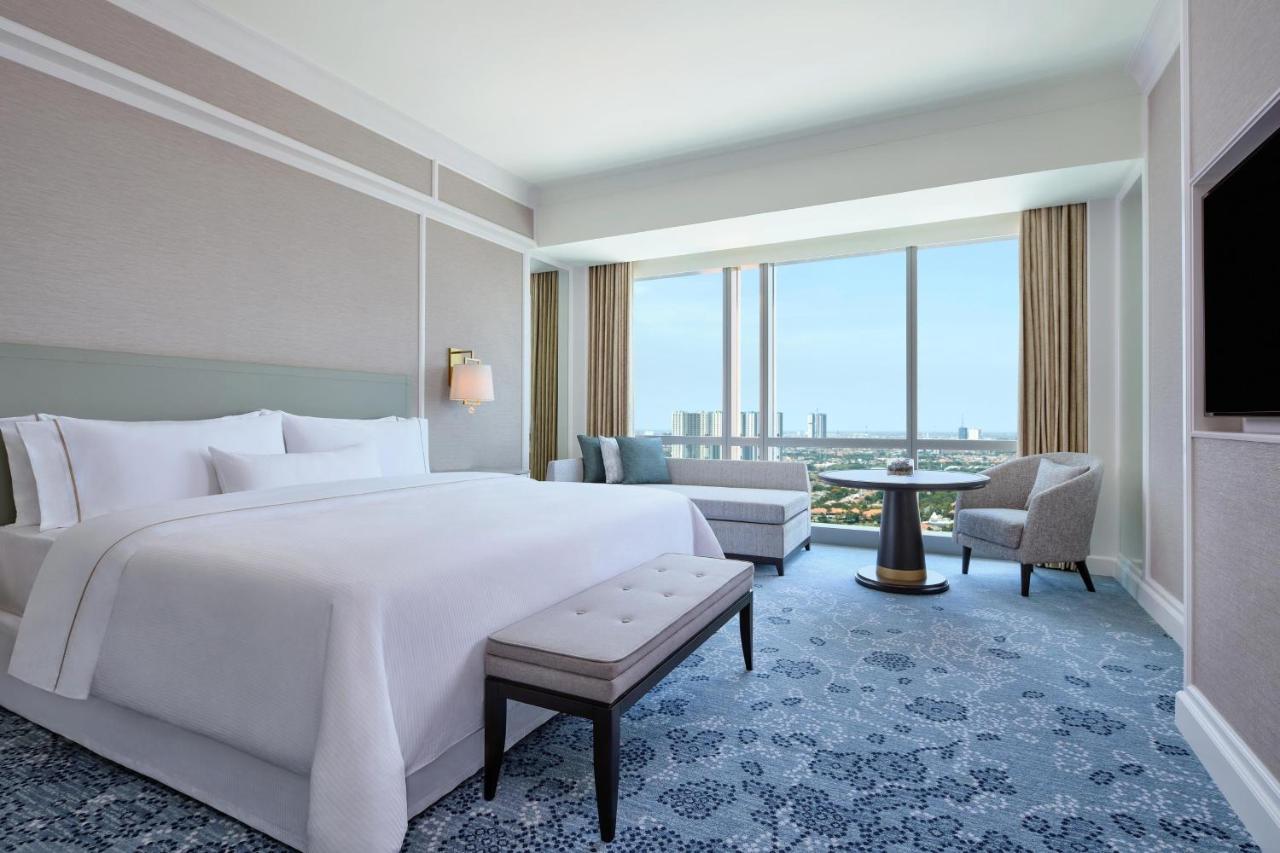 เดอะ เวสทิน ซูราบายา Hotel สุราบายา ภายนอก รูปภาพ