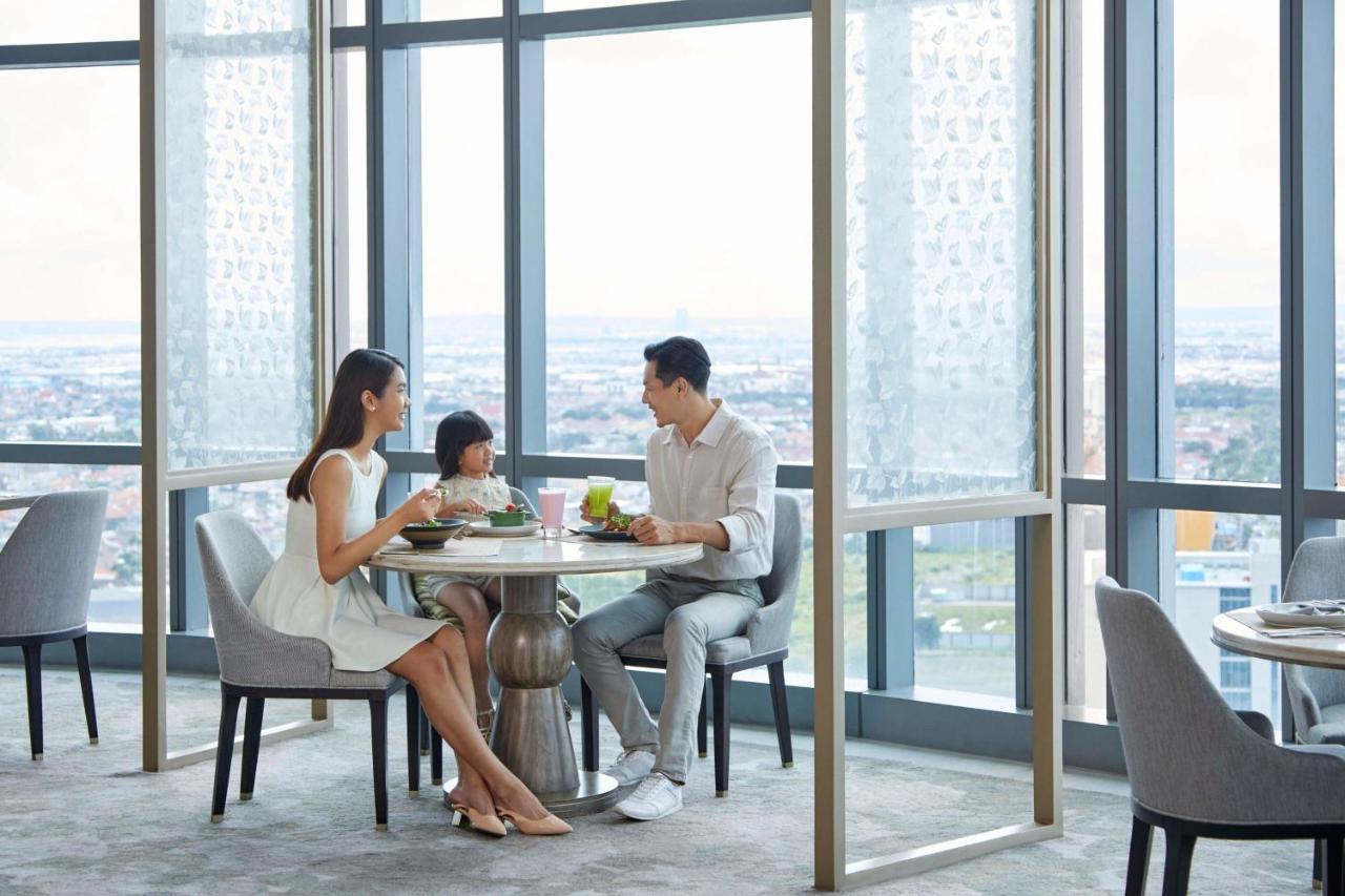 เดอะ เวสทิน ซูราบายา Hotel สุราบายา ภายนอก รูปภาพ